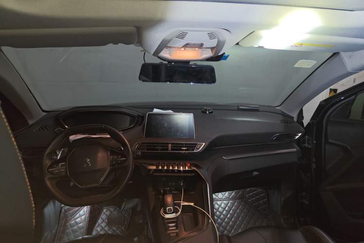 Used Peugeot 4008 2019 360THP BLACKPACK Obsidian Edition Headliner