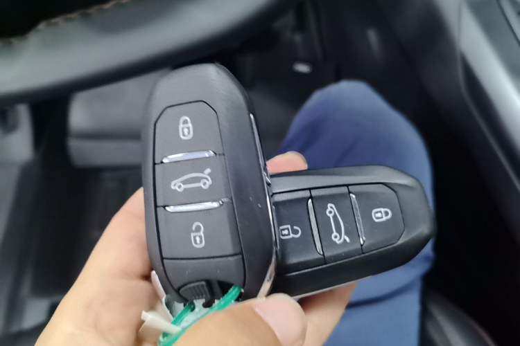 Used Peugeot 4008 2019 360THP BLACKPACK Obsidian Edition Interior 1