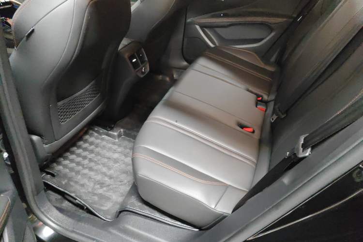 Used Peugeot 4008 2019 360THP BLACKPACK Obsidian Edition Interior 4