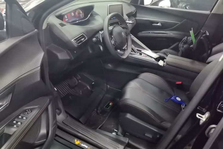 Used Peugeot 4008 2019 360THP BLACKPACK Obsidian Edition Left Front Seat