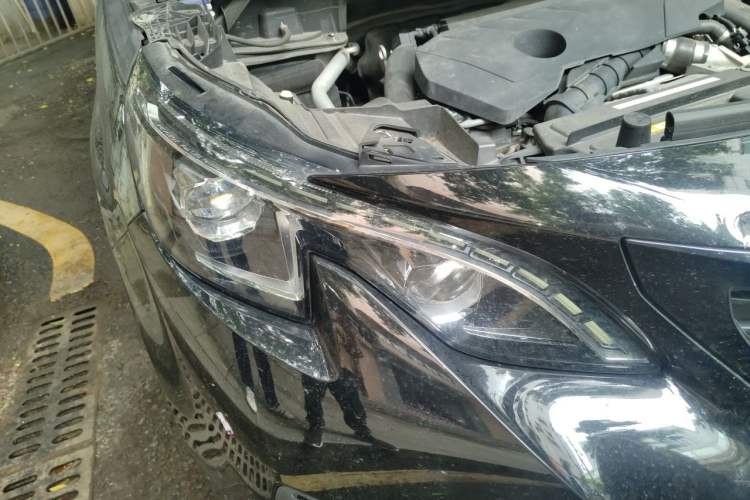 Used Peugeot 4008 2019 360THP BLACKPACK Obsidian Edition Right Front Headlight