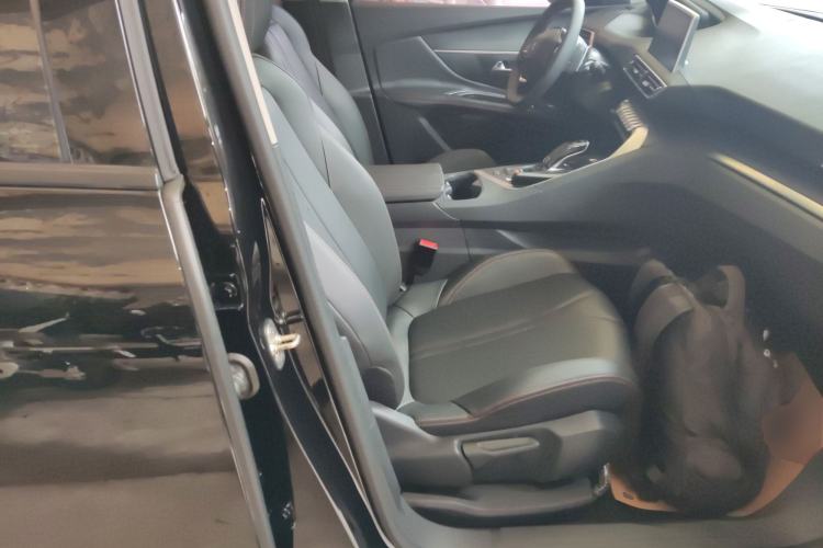 Used Peugeot 4008 2019 360THP BLACKPACK Obsidian Edition Right Front Seat