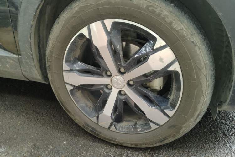 Used Peugeot 4008 2019 360THP BLACKPACK Obsidian Edition Right Front Wheel Hub