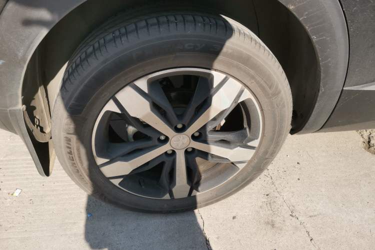 Used Peugeot 4008 2019 360THP BLACKPACK Obsidian Edition Right Rear Wheel Hub