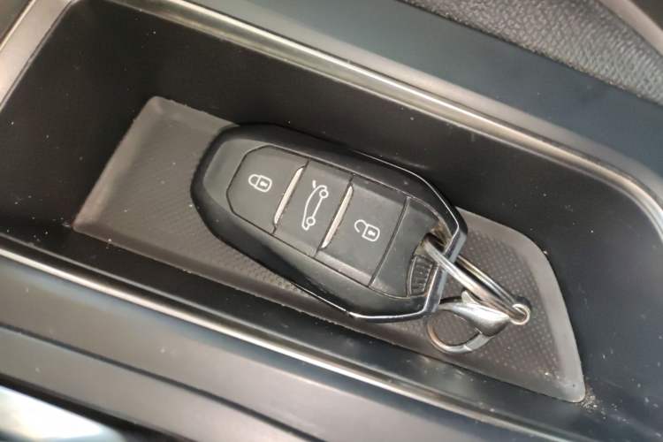 Used Peugeot 4008 2019 360THP BLACKPACK Obsidian Edition Vehicle Key