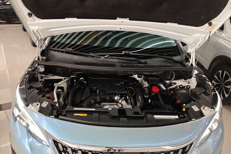 Used Peugeot 4008 2019 350THP First Edition Engine Bay