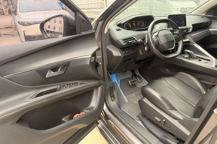 Used Peugeot 4008 2019 380THP First Edition Interior 4