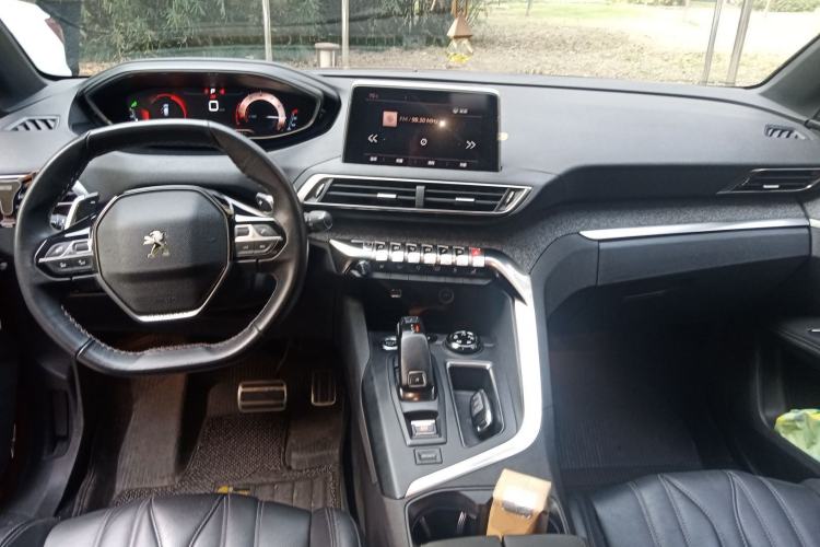 Used Peugeot 4008 2019 380THP Excellence Edition Center Console