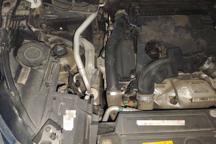 Used Peugeot 4008 2019 350THP First Edition Engine Bay Right