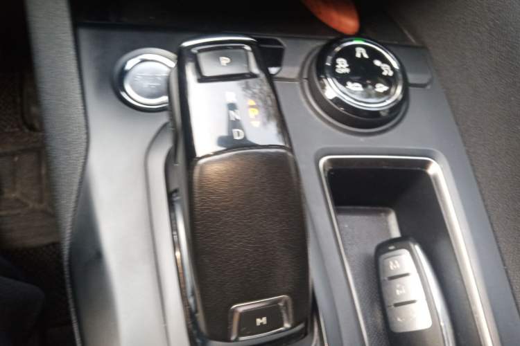Used Peugeot 4008 2019 380THP Excellence Edition Gear Lever