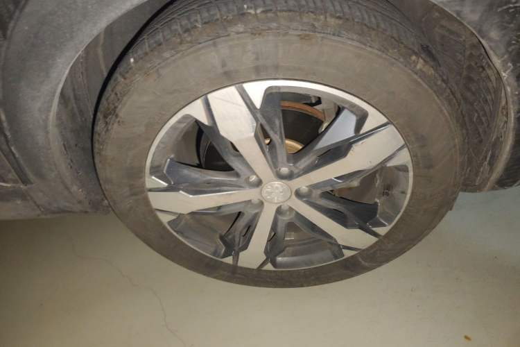 Used Peugeot 4008 2019 350THP First Edition Right Front Wheel Hub