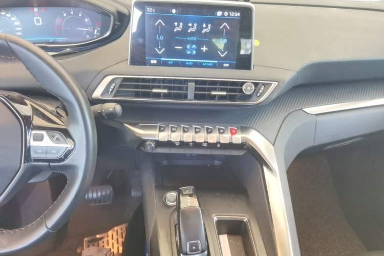 Used Peugeot 4008 2019 350THP First Edition Audio And AC Panel