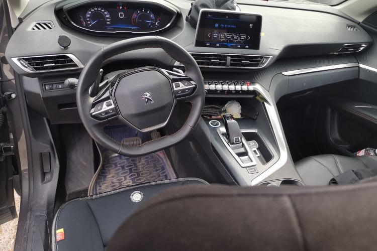 Used Peugeot 4008 2019 Revised Version 360THP – First Edition Center Console