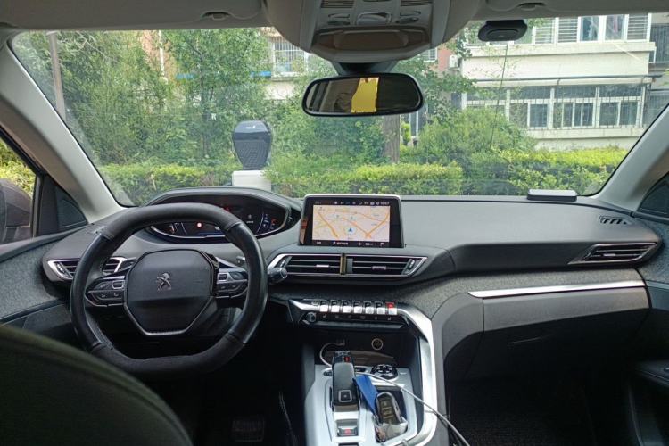 Used Peugeot 4008 2019 350THP Excellence Edition Center Console
