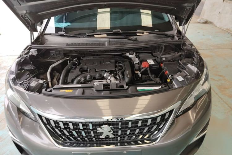 Used Peugeot 4008 2019 350THP First Edition Engine Bay
