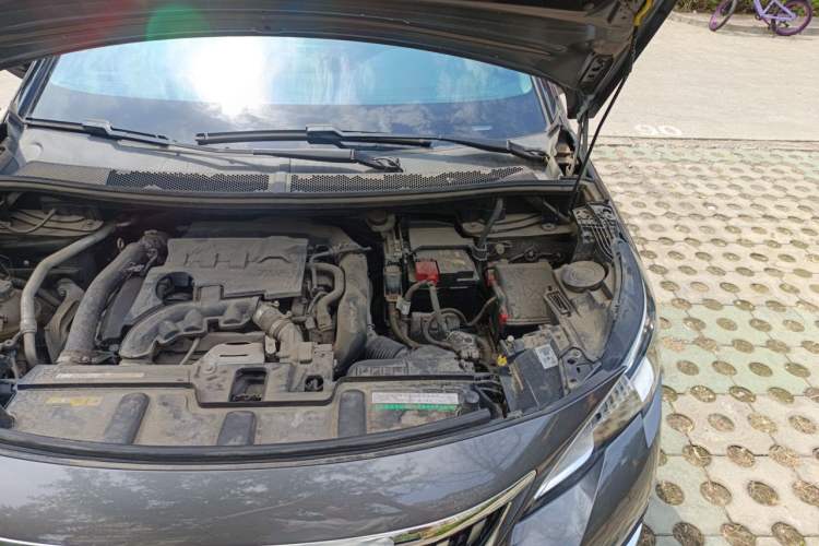 Used Peugeot 4008 2019 350THP Excellence Edition Engine Bay Left