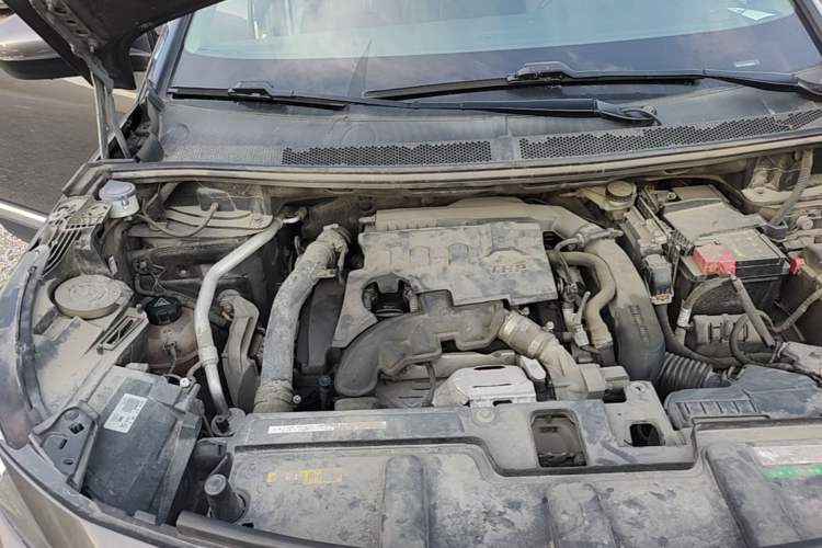 Used Peugeot 4008 2019 350THP First Edition Engine Bay Right