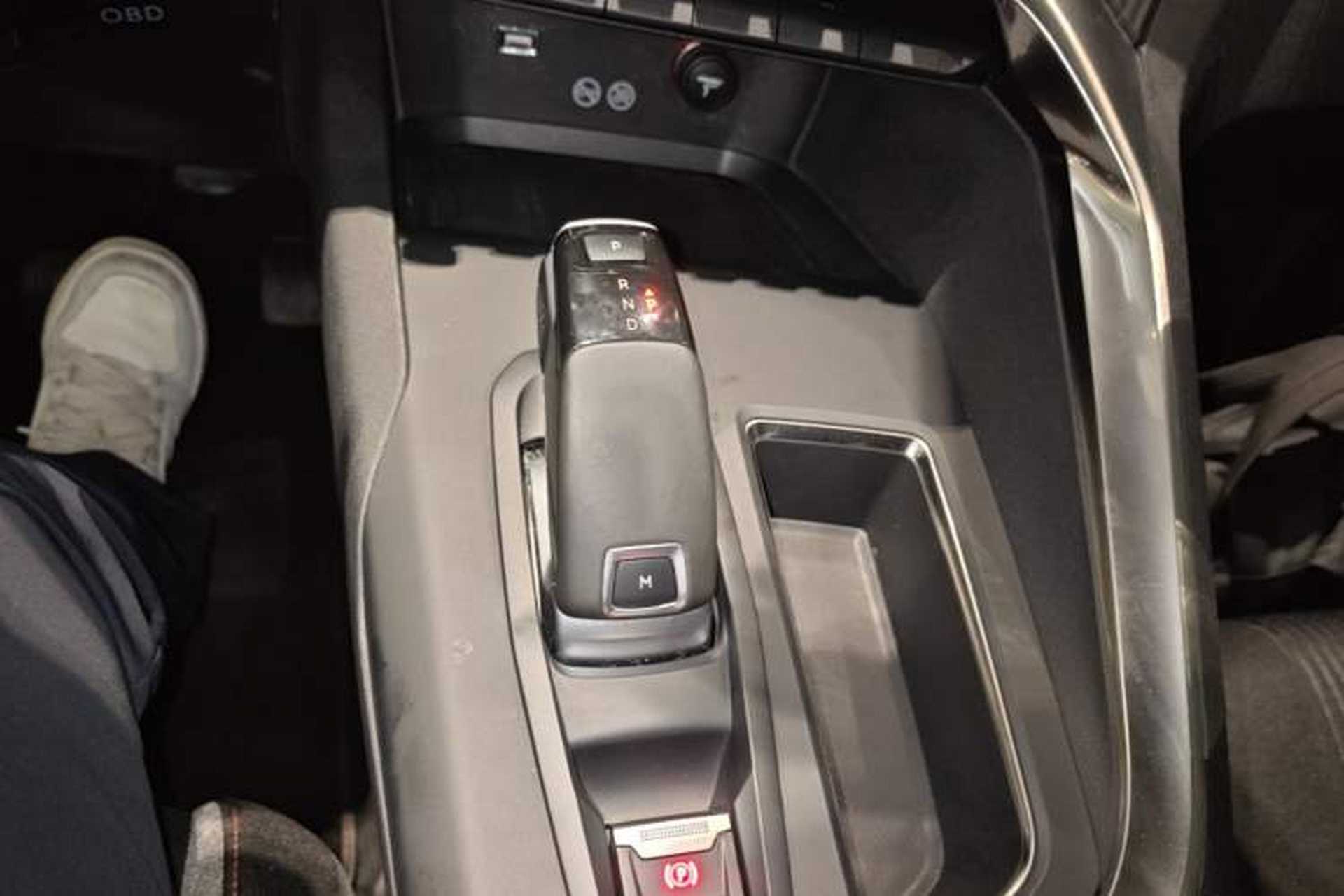 Used Peugeot 4008 2019 360THP Leading Edition Gear Lever