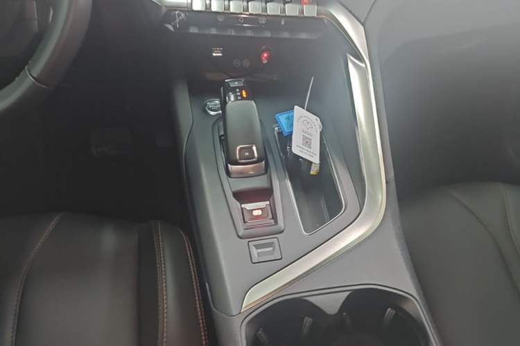 Used Peugeot 4008 2019 350THP First Edition Gear Lever