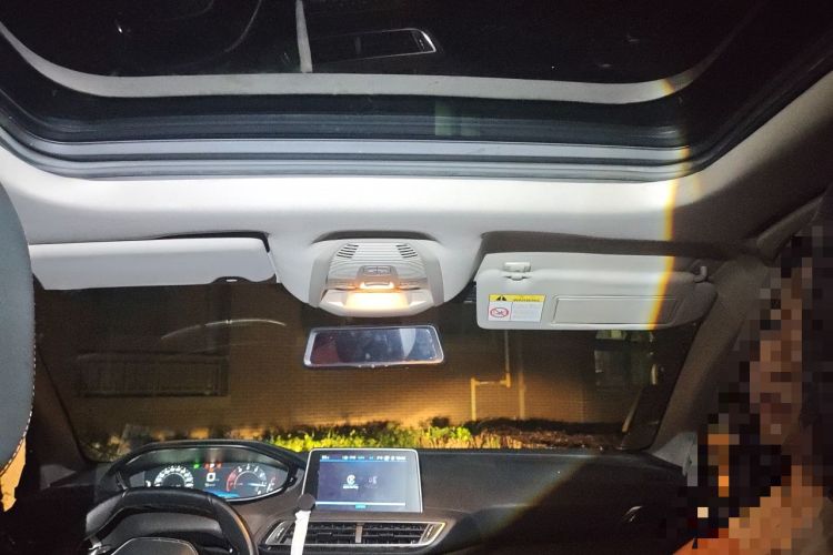 Used Peugeot 4008 2019 350THP First Edition Headliner