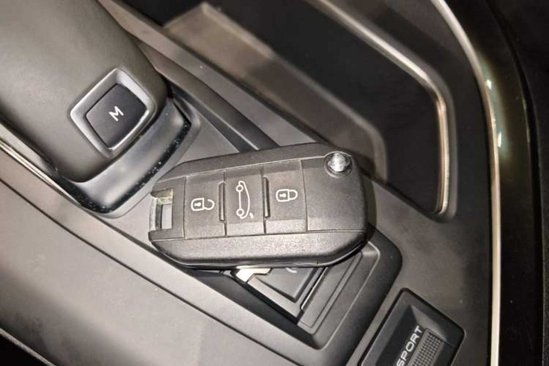 Used Peugeot 4008 2019 360THP Leading Edition Interior 1
