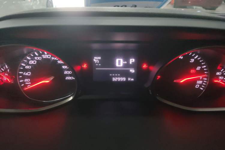 Used Peugeot 4008 2019 Revised Version 360THP Leading Edition Odometer Close Up