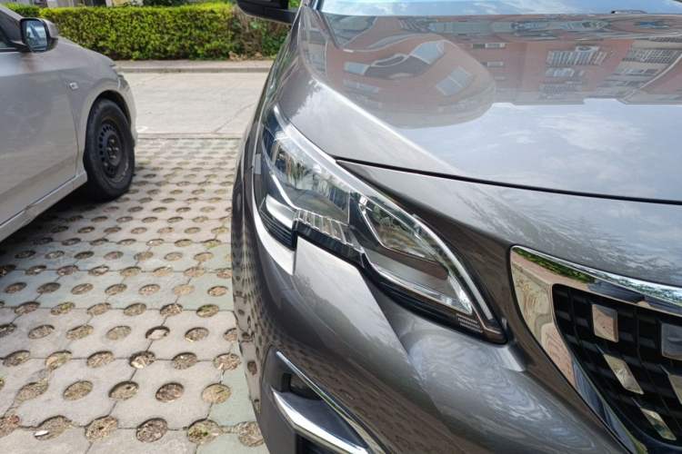 Used Peugeot 4008 2019 350THP Excellence Edition Right Front Headlight