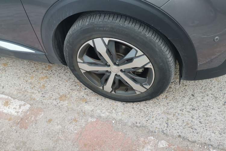 Used Peugeot 4008 2019 Revised Version 360THP – First Edition Right Front Wheel Hub