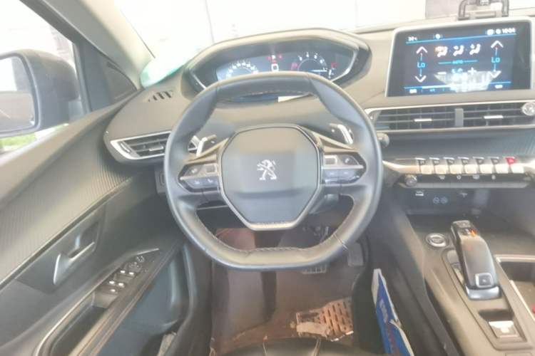 Used Peugeot 4008 2019 350THP First Edition Steering Wheel