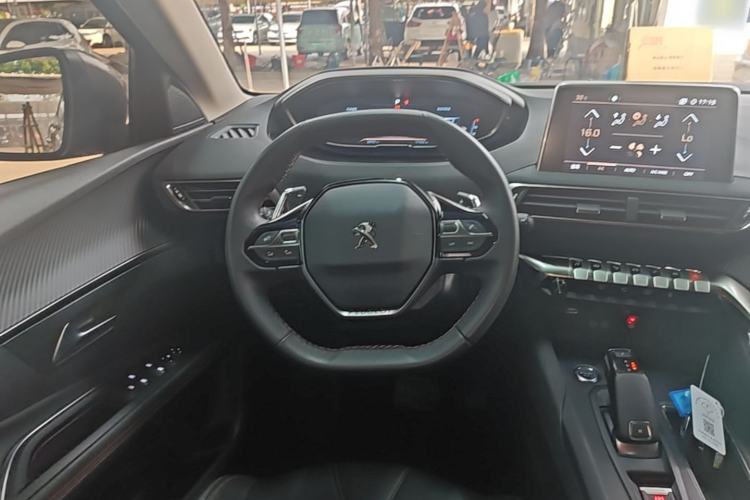 Used Peugeot 4008 2019 350THP First Edition Steering Wheel