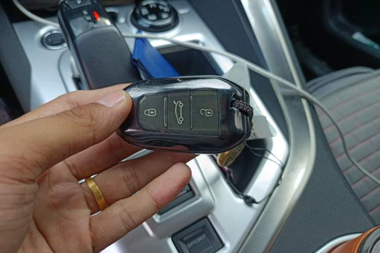 Used Peugeot 4008 2019 350THP Excellence Edition Vehicle Key
