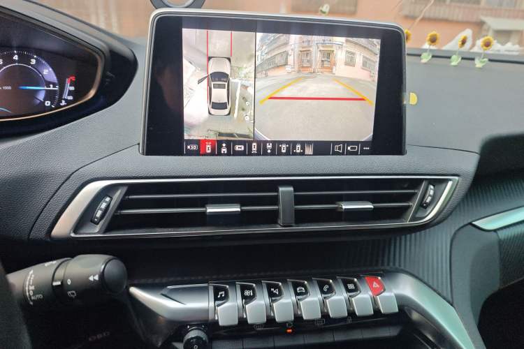 Used Peugeot 4008 2019 400THP First Edition Audio And AC Panel