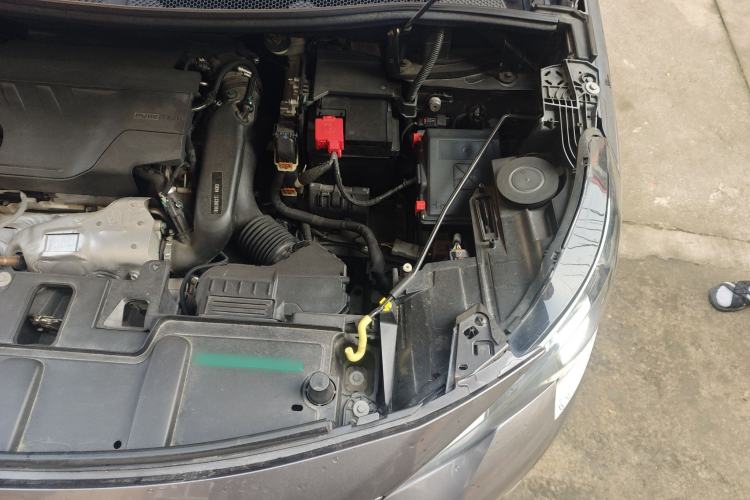 Used Peugeot 4008 2019 400THP First Edition Engine Bay Left
