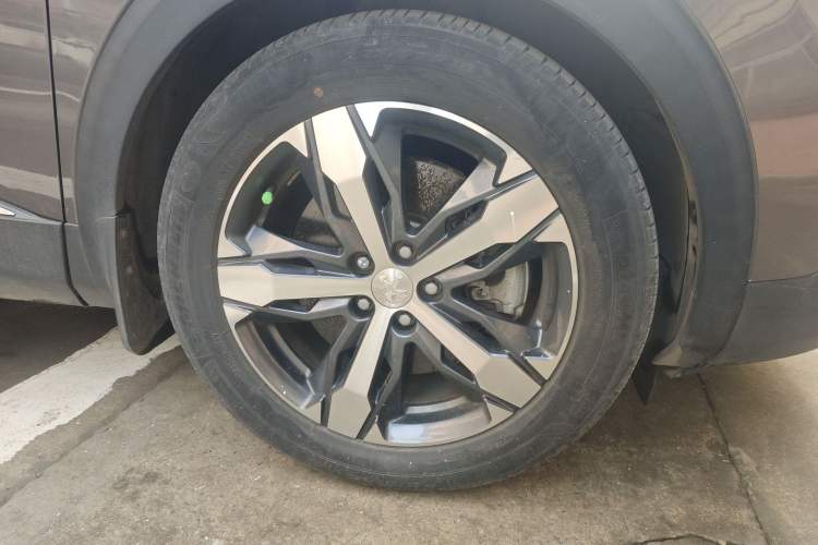 Used Peugeot 4008 2019 400THP First Edition Right Front Wheel Hub