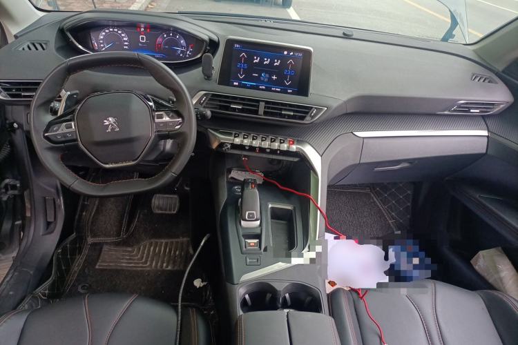 Used Peugeot 4008 2019 Revised Version 360THP – First Edition Center Console