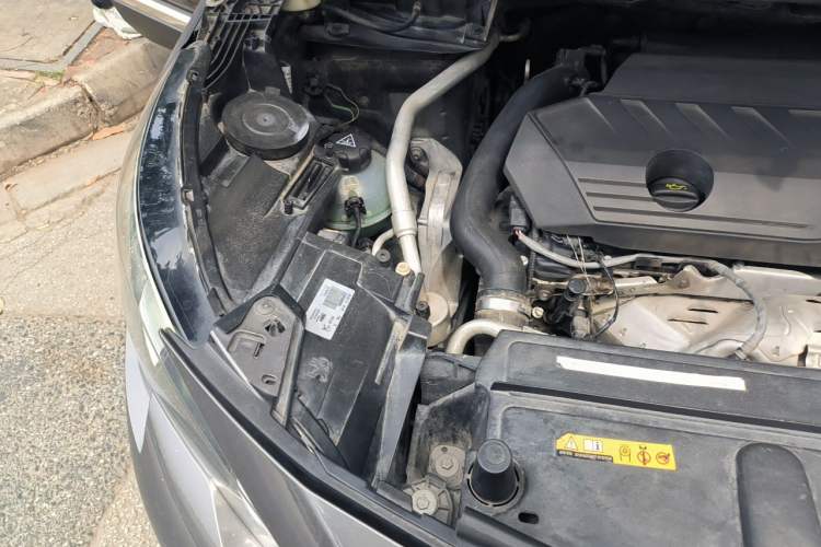 Used Peugeot 4008 2019 360THP First Edition Engine Bay Right