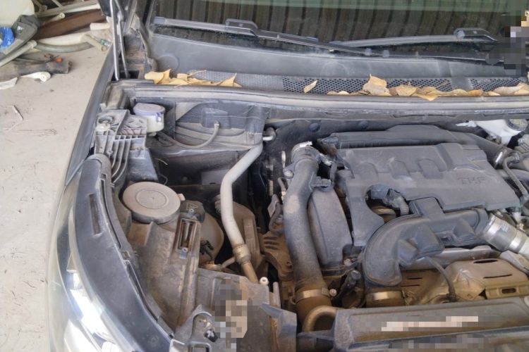 Used Peugeot 4008 2019 350THP First Edition Engine Bay Right