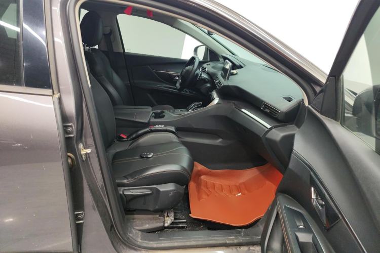 Used Peugeot 4008 2019 350THP First Edition Right Front Seat