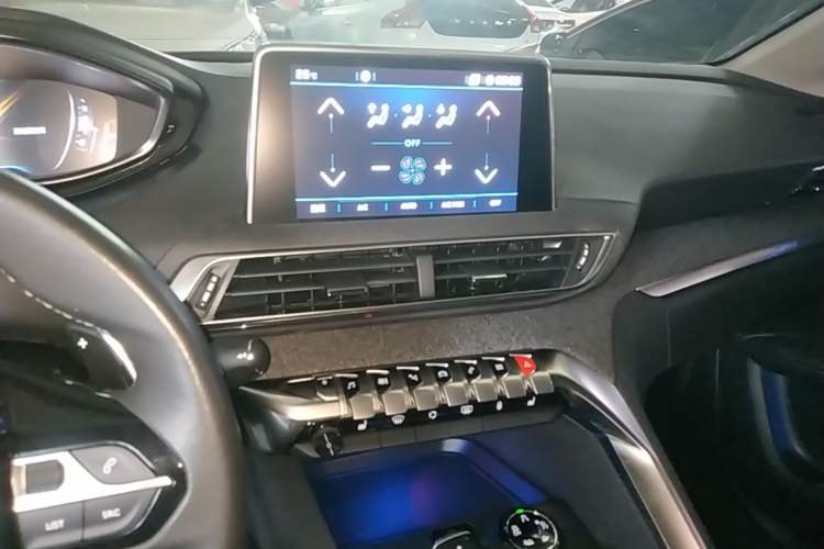 Used Peugeot 4008 2019 360THP Excellence Edition Audio And AC Panel
