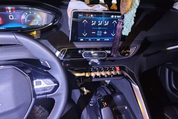Used Peugeot 4008 2019 360THP First Edition Audio And AC Panel