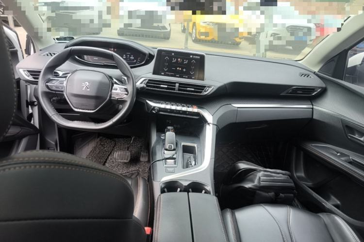 Used Peugeot 4008 2019 350THP First Edition Center Console
