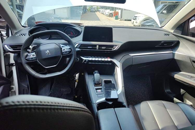 Used Peugeot 4008 2019 350THP Leading Edition Center Console