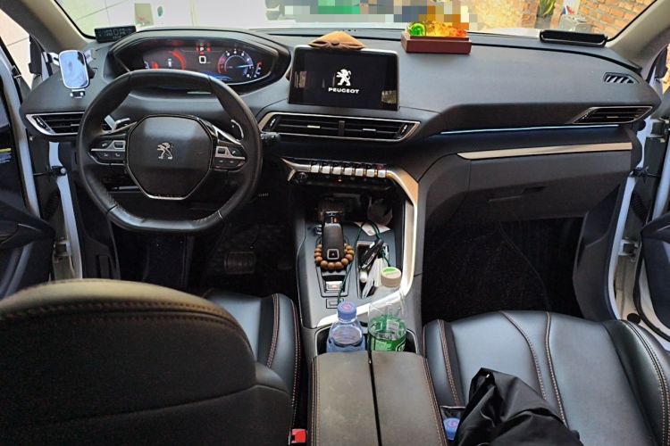 Used Peugeot 4008 2019 Revised Version 360THP – First Edition Center Console