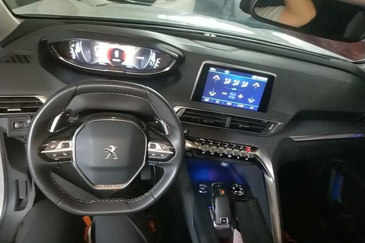 Used Peugeot 4008 2019 360THP Excellence Edition Center Console