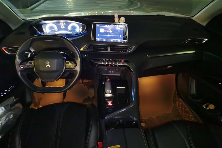 Used Peugeot 4008 2019 350THP First Edition Center Console