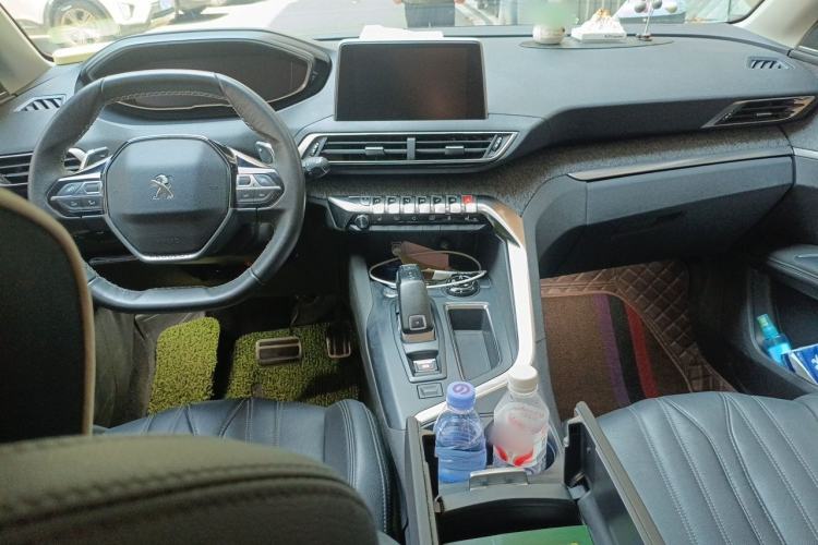 Used Peugeot 4008 2019 350THP Excellence Edition Center Console