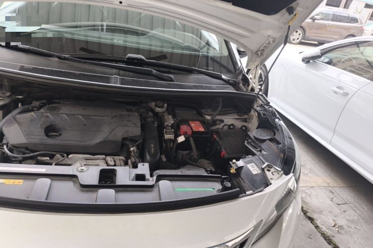 Used Peugeot 4008 2019 360THP First Edition Engine Bay Left