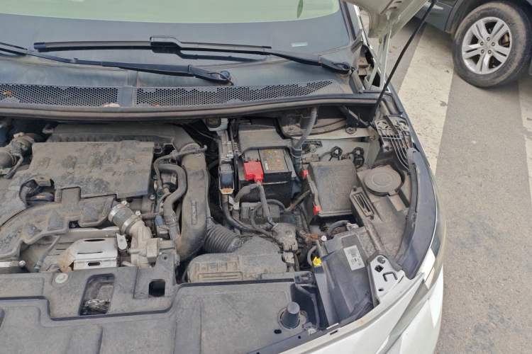 Used Peugeot 4008 2019 350THP First Edition Engine Bay Left