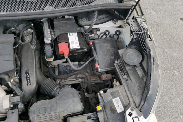 Used Peugeot 4008 2019 Revised Version 360THP – First Edition Engine Bay Left