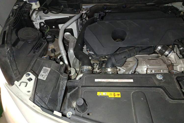 Used Peugeot 4008 2019 Revised Version 360THP – First Edition Engine Bay Right
